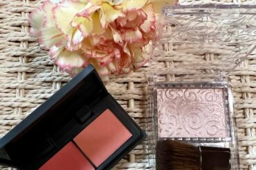 最近のお気に入りたちー

@threecosmetics 
このチーク、クリーム状とパウダー状の2種類が揃ってるからめちゃくちゃ使いやすいの！フワッとさせたい時...