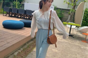 *
暖かくなったり、寒くなったりまだお天気安定しませんね

この前は春模様だったので、新しいパンツを履いて気分上げました🫰
は、@esutoreja 
カジュア...