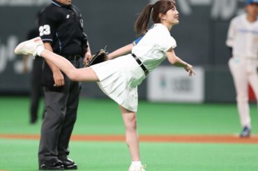 2022.4.23 北海道日本ハムファイターズvs福岡ソフトバンクホークス

念願だった1人での始球式の夢が叶いました…！！

とても緊張しました…
マウンドは...