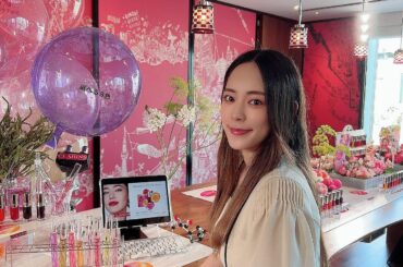 大好きなクラランスのリップコンフォートオイルが新しくなるということで、チェックしに行ってきました！！

今までのシリーズのものは多分全て使ったことがあると思って...