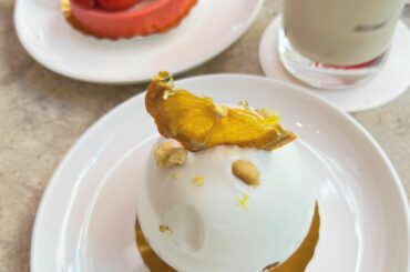 みきちゃんとおしゃランチした
ケーキ美味しかったです

@nishinomiki_official 
@anniversaire_cafe 

#表参道カフェ ...