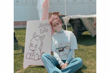 可愛い可愛いサブレちゃんの看板撮ろうと座ったら...

撮影会になってた

物販コーナーが充実しているからお客様も喜んでくれているし、販売するほうも楽しい
@n...