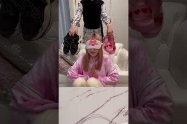 【究極の選択】右左どっち？でコーデ組んだら原宿モンスター爆誕したwww