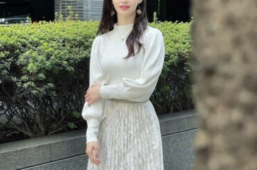 #dime 本日発売です
なんと表紙にもいます
資産運用についてお話ししているので、
是非チェックしてください〜！
写真はオフショット
.
.
#資産運用 #投...