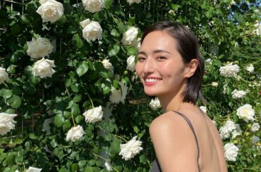 こんなに綺麗なバラが咲いていたら撮りたくなってしまうよね

瑞々しい桃のようなバラ、とてもかわいかった。♡...