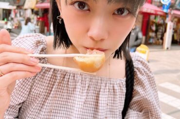 親友( @morioka_riyo )と中華街へ⸒⸒

#中華街 #食べ歩き...