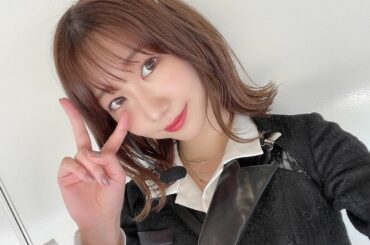 ༝༚┈❁┈༚༝ 

新曲【元カレです】のパフォーマンス時は、
カラコン入れてますの自撮り。

今週と来週は生放送の音楽番組で披露させて
いただきますよ〜
　

...