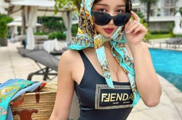 Enjoying my vacation with #FENDACE
@versace × @fendi 

大好きなVERSACEとFENDIのコラボなんて最...