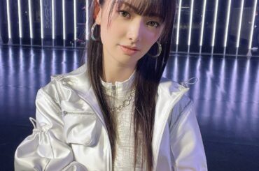 今日は #元カレです の発売日！！
前回の根も葉もRumorとはまた違った格好いいダンスナンバーとなっています
みんなでいっぱい練習して臨んだので、
要チェック...