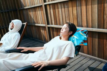 こんな日が
あっていいのか
ごほう日だ

とゆうわけで
ランニングの後、富士山目の前のバレルサウナに入り

富士山目の前の水風呂に包まれ

富士山を心の眼で見な...