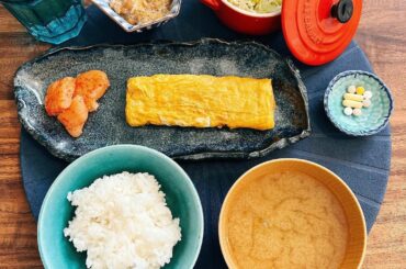 .
.
#天木ごはん
お味噌汁ネギ入ってるよ~
おうちご飯はほぼ和食
定食って急に食べたくなるよね…︎
.
.
#理想の朝ごはん
#自炊 #手料理 #シンプル
...