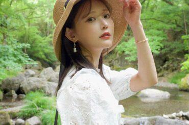 リバーリトリート
⁡
川のせせらぎ、浄化作用ありすぎて永遠にきいていたい
⁡
コットンレースワンピースで 白ゆい / 黒ゆい
どちらがお好み？ #ゆいしふく
⁡...