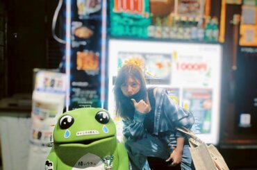 たまたま通った道にあったディープな店
写真だけ撮って退散した…ビビりすぎ…

우연히 찾았던 deep한 가게..ㅋㅋ
사진만..찍었어요...ㅋㅋㅋㅋ...