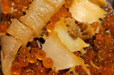 .
久しぶりに朝食に
美味しいものを〜
お腹空いて起きたよ
ふるさと納税でいただいた
三陸の海鮮たっぷり高級松前漬け。
二十一穀ごはんでいただきます。
いくら...