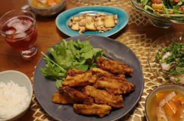 パパフライングお誕生日
・
家族でプチパーティー
好きなものを並べて、大きな声でハッピーバースデーソング歌ったら完璧！
息子からの手紙にわかりやすく嬉しそうなパ...