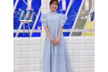 *
今日は水色です

わたしは顎を上げてしまう癖がありまして
今日も結局上げています

よる9時〜#アベプラ はじまります！

#衣装...