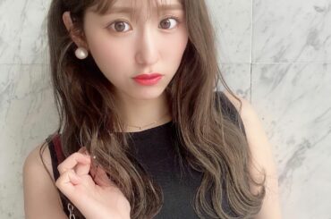 ブリーチしてないのにこの髪色の
この透明感すごすぎる、、
多少のフィルターかかってますが
実物もまったく同じお色味です
1年かけてリトルリンネのいでさんに
育て...