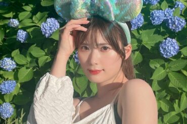 ⁡
パーク内も 紫陽花の季節
この日は 一日中 暑くて、
いいお天気だった〜
⁡
発売されたばかりの
新作のこのカチューシャは、
太陽の光でキラキラだったよ〜
...