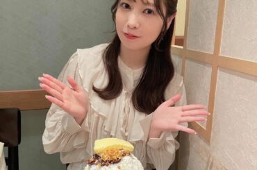 友達がおすすめしてくれた #志むら さん
⁡
#あんバター のかき氷を頼んだんだけど
付属しているソースが2種類から選べて
ベリーかレーズンだったので
私はベリ...