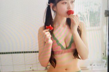 美味しいイチゴいっぱい食べれて幸せだった〜♡♡

スプーンで視力検査もどきポーズとかもしてみちゃったりしてへへ

 #ヤンジャン  #ヤングジャンプ  #グラビ...