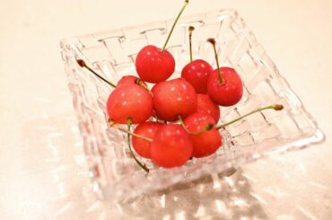 *
さくらんぼの季節

今日もよる9時〜#アベプラ です

#母より#さくらんぼ#山形#おいしい山形##お気に入りの器#夏至...