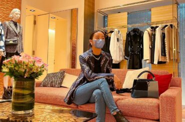 表参道の　@louisvuitton に立ち寄りました...