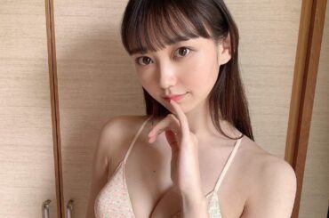 ♡

本日発売のB.L.T.さんのグラビアオフショットです！

1枚目のポーズ推しメン(嵐ちゃんと一花さん)がやってて、うわっ！めっちゃいい！ってなって真似した...