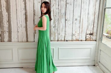 今日の天気にはぴったりかも！

普段あまり着ないグリーンをチョイス！！

オレンジか迷ったけどグリーンにして良かったかも

このワンピースもパッド入りだからその...