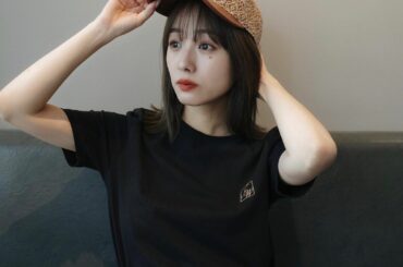 本日19時からN WITH.SUMMERBOXが
発売になります︎︎

過去に発売したアイテム5点＋
こちらの限定Tシャツ(2種類2カラー)の
どれかがセットで...