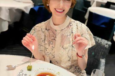 ふり返り投稿

先日、フレンチで誕生日のお祝いしてもらったときの写真…
私、幸せそうだな〜

いくつになってもお祝いしてもらうのは
やっぱり嬉しいですね…
あり...