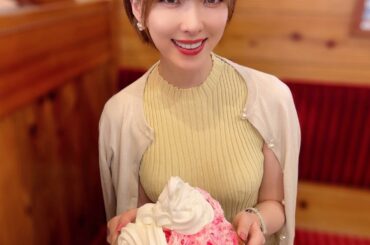 みんな大好き #コメダ珈琲 のかき氷
盛大に始まってるよ〜

いちごに、練乳とソフトクリームトッピングしたらモリモリですごい形に…

フレンドリーで優しい店員さ...