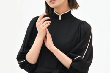 アウラアイラさんとコラボ商品を発売することになりました！！

自分の好きな洋服を創れるなんて、
本当に嬉しい！

アウラアイラのディレクターさんと何度も打ち合わ...