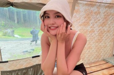 7/8(金)発売のFine8月号に掲載されています！
アクティブなデートで何がしたいかと聞かれて川サウナを選びました！笑
テントサウナに入った後に川に飛び込んで...