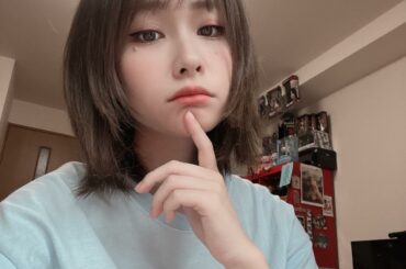 アイライン迷走中でもこれは、ちょっといい感じに描けたかなあ
最近は全部引いてなくて、黒目の真ん中よりちょい外側からひいてるよ〜
ほっぺ荒れてるけど

#アイメイ...