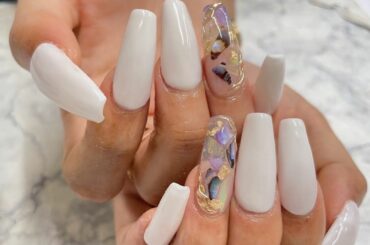 にゅーねいる♡

シェルの埋め込み可愛い夏っぽい
地元のネイルサロン行ってきた地元だいすこ

@kawasaki0033 さんありがと♡

 #newnails...