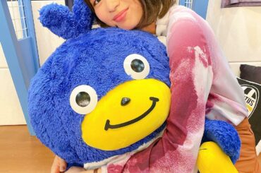 本日オールドルーキー第3話

今回はマラソン選手のお話
マネージメントをする側にも
選手と一緒に歩んできた歴史があります。

写真はビクトリーくんと
芳根の京ち...