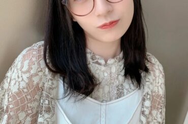 今日はめがねをかけてみました！

まちゃが撮ってくれたよ！

#オンラインお話し会
#akb48 
#眼鏡...