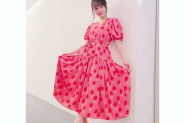 昨日の衣装〜
鮮やかなピンクのワンピでした(*´-`)

#小倉唯ソロデビュー10周年...