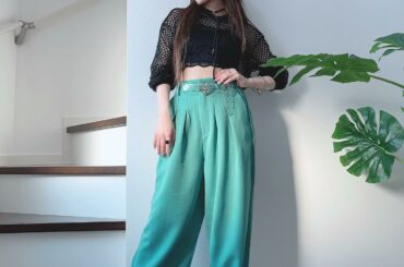 .
パンツの楽さに気づいてしまった
こういう服着た時さお腹が少しでも割れとったらカッコイイよねー。

でも本当に筋トレとか嫌いなので憧れはありますが きっと一生...