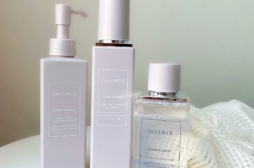 最近愛用してるスキンケア
コスメデコルテは乳液先行型なんだけど、乳液も化粧水もサラサラしてるからベタつかないのにちゃんと保湿してくれるし、頬の赤みも無くしてくれ...