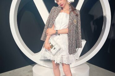 全身
ヘアは自分でボブから毛付けて伸ばして
ツイリー巻き巻きしてみた...