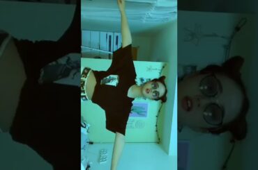 重盛さと美ちゃんのこの動画大好きで真似してみた  |  中町綾 / ayanakamachi