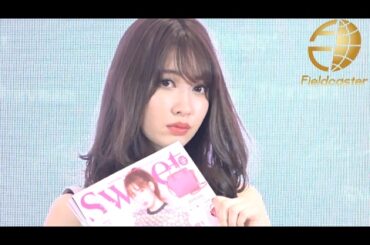 ピンクが好きな小嶋陽菜とおじさん記者とのやりとりがおもしろい