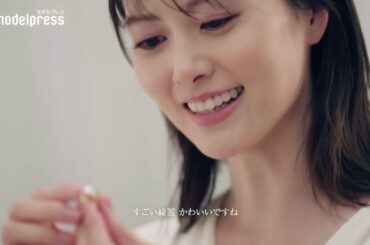 白石麻衣に20の質問「忘れられないのはアイドル時代のライブ」裏側に追る ミキモト「STORY 02 白石麻衣―A Day with Mikimoto」