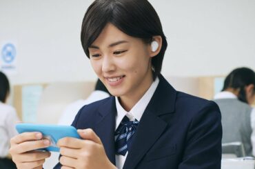 竹内愛紗、制服姿がキュート！　受験にひたむきな女子高生役　リクルート新CM「スタディサプリ高校大学受験編」が公開