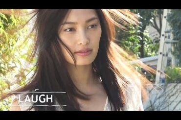 大政絢、めくるごとにキレイに！「大政絢Beauty Calendar 2019.4-2020.3」メイキング映像