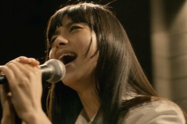 中条あやみ、熱唱！スタジオ歌唱シーン　映画『覆面系ノイズ』劇中映像