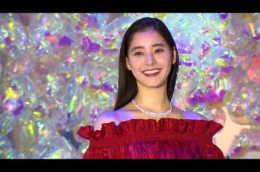 新木優子、肩出しドレス姿で点灯式（表参道ヒルズ クリスマスイルミネーション2022 点灯式 ／新木優子）