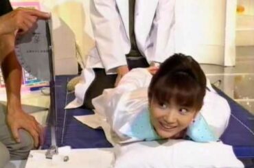 高島彩（上体反らし）