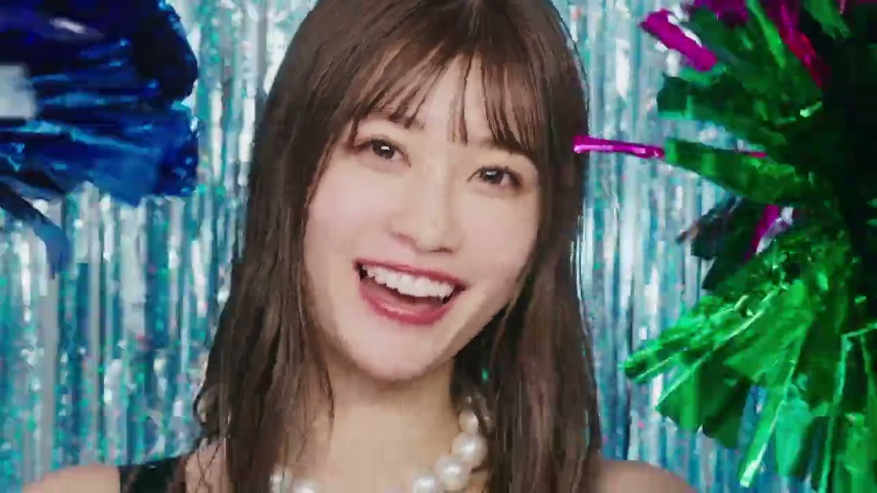 “Let’s Have a Ball” featuring Meru Nukumi (生見愛瑠さん) short ver.  | kate spade new york holiday 2022 “Let’s Have a Ball” featuring Meru Nukumi (生見愛瑠さん) short ver.  | kate spade new york holiday 2022